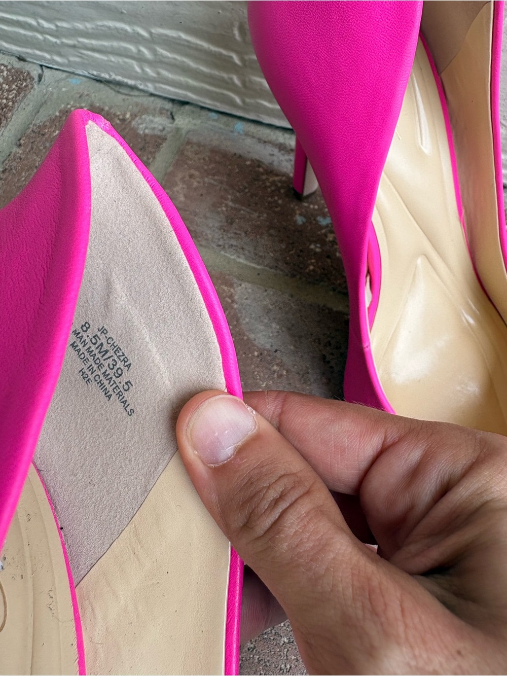 Jessica Simpson Bright Pink Pointed Toe Pumps - Picture 3 of 6